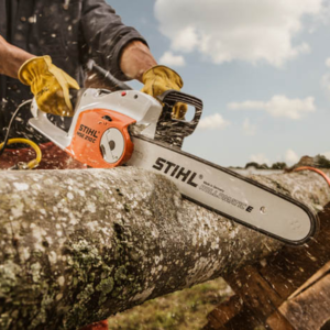 TRONÇONNEUSE ÉLECTRIQUE STIHL MSE 210 C Hover Image